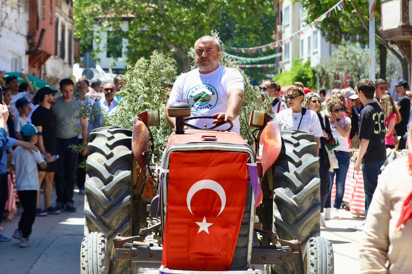ZEYTİNİN EVİNDE FESTİVAL COŞKUSU