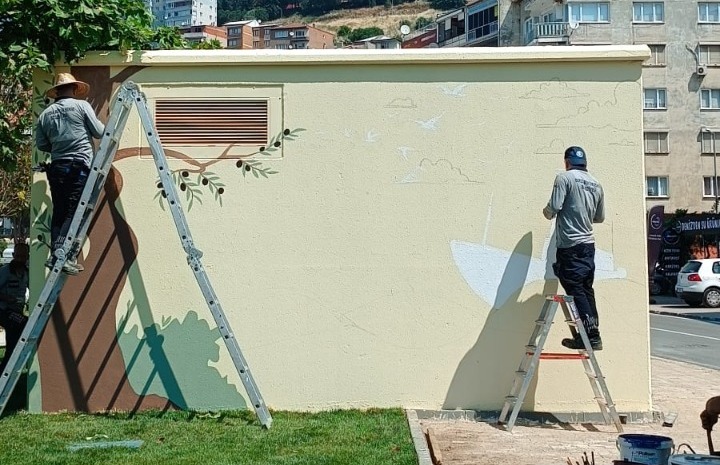 Bursa'nın duvarları sanatla hayat buluyor