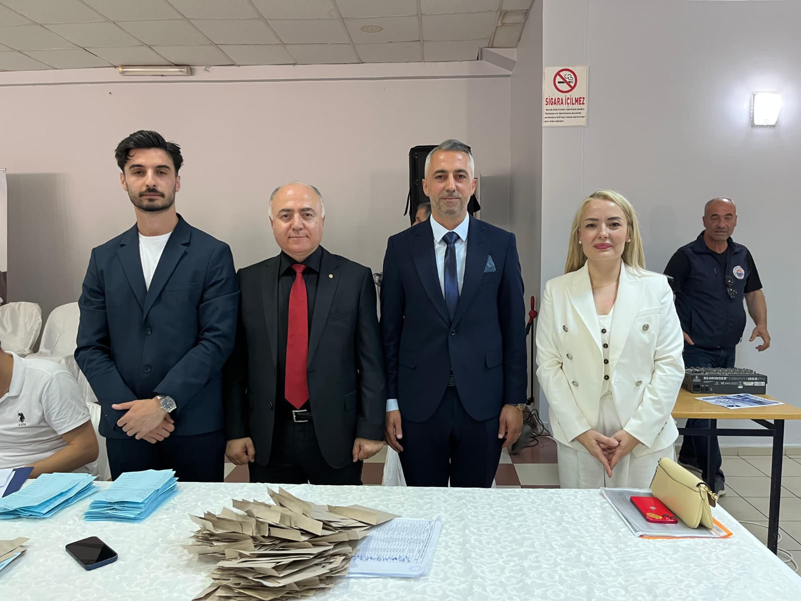 SEDAT AKKUŞ: “KAZANAN GEMLİK VE DEMOKRASİ OLMUŞTUR”
