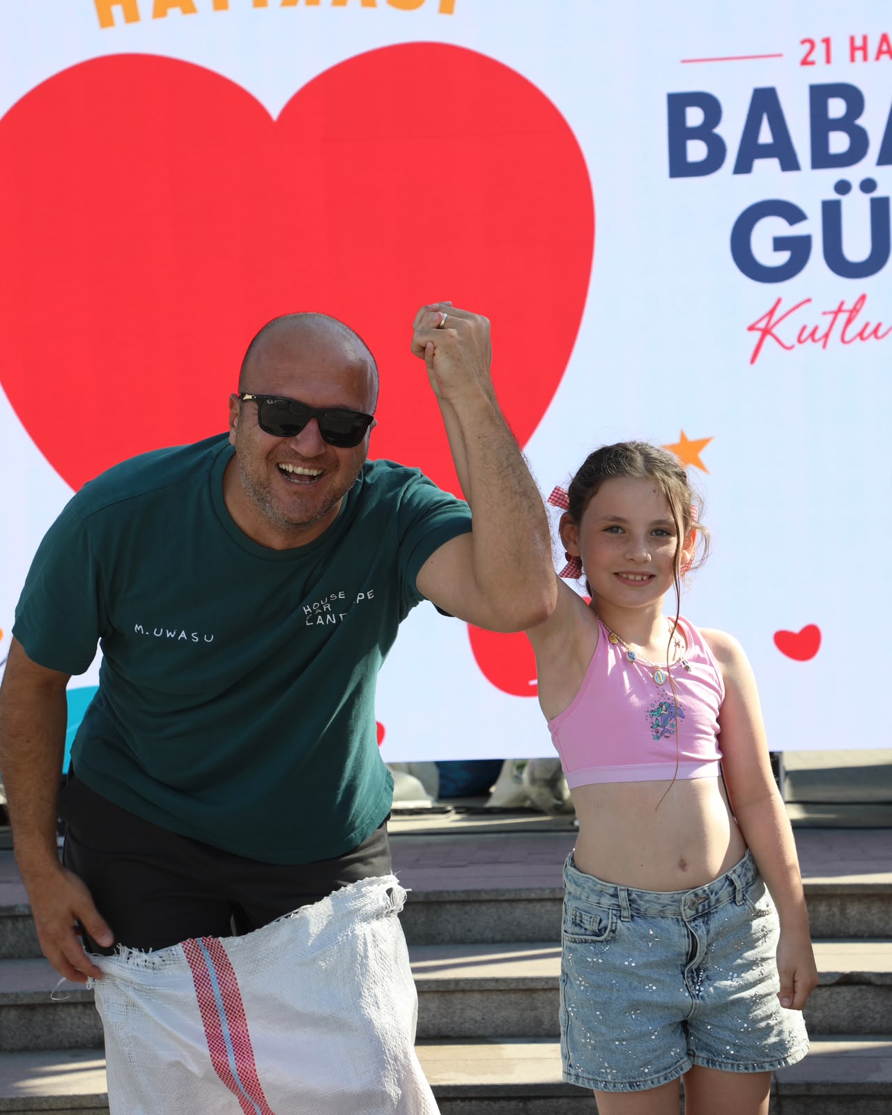 MUDANYA’DA BABALAR GÜNÜ KUTLAMASI