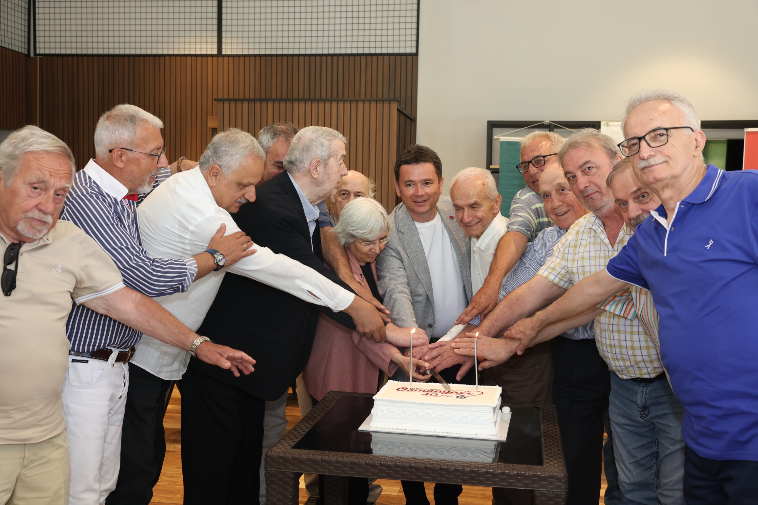 Başkan Erkan Aydın Osmangazi Belediyesi Kurucu Meclis Üyeleriyle Buluştu