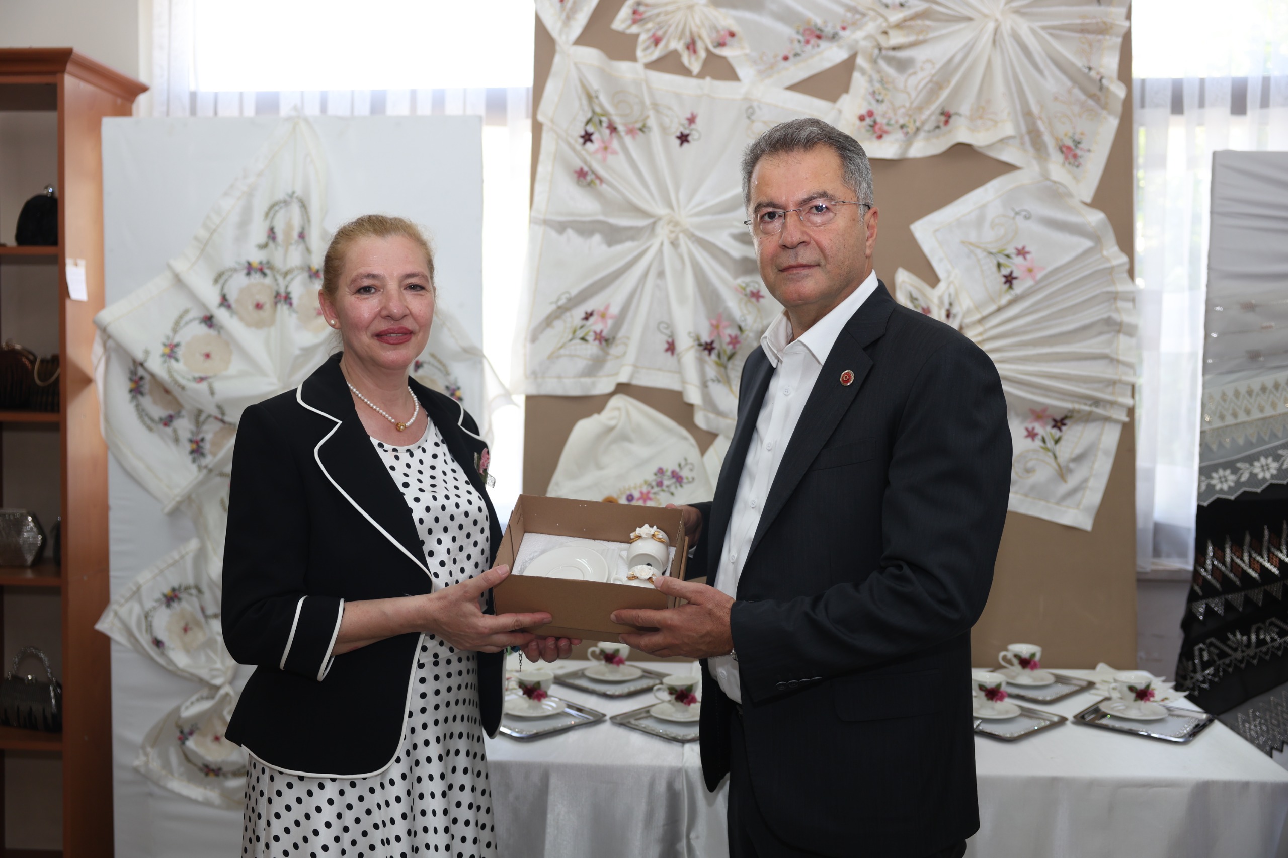 OSMEK Namık Kemal Kursiyerlerinden El Emeği Göz Nuru Sergi 