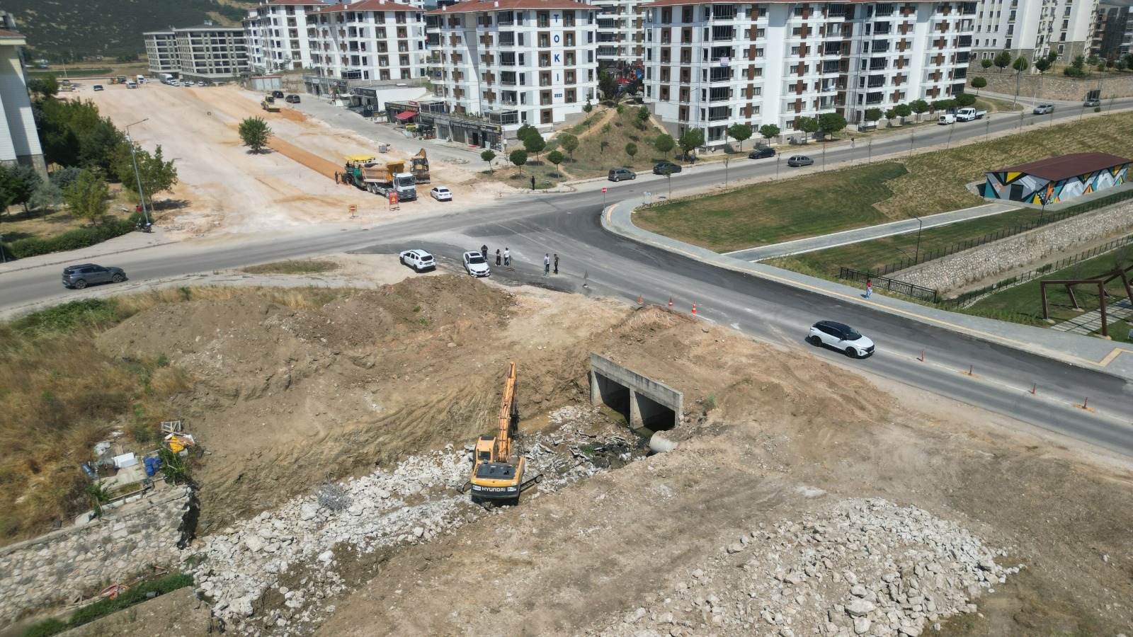 Büyükşehir’den Balkan Mahallesi’nde yoğun mesai