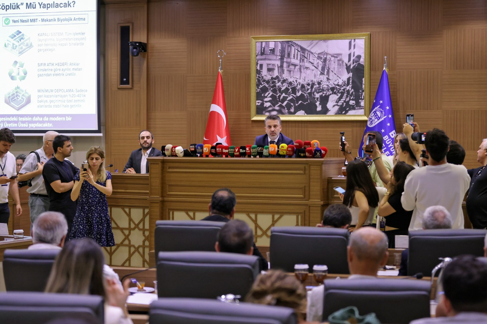 Bursa’nın geleceğine yön verecek iki kritik proje Mecliste sunuldu