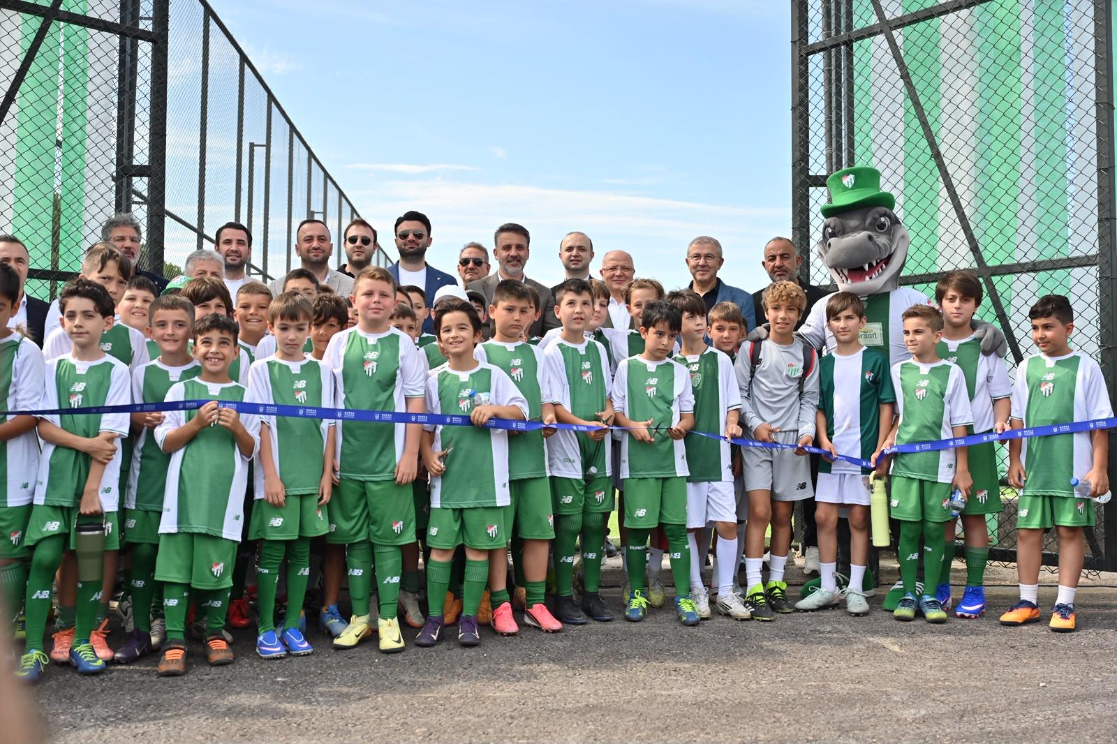 Büyükşehir'den Bursaspor'un geleceğine yatırım