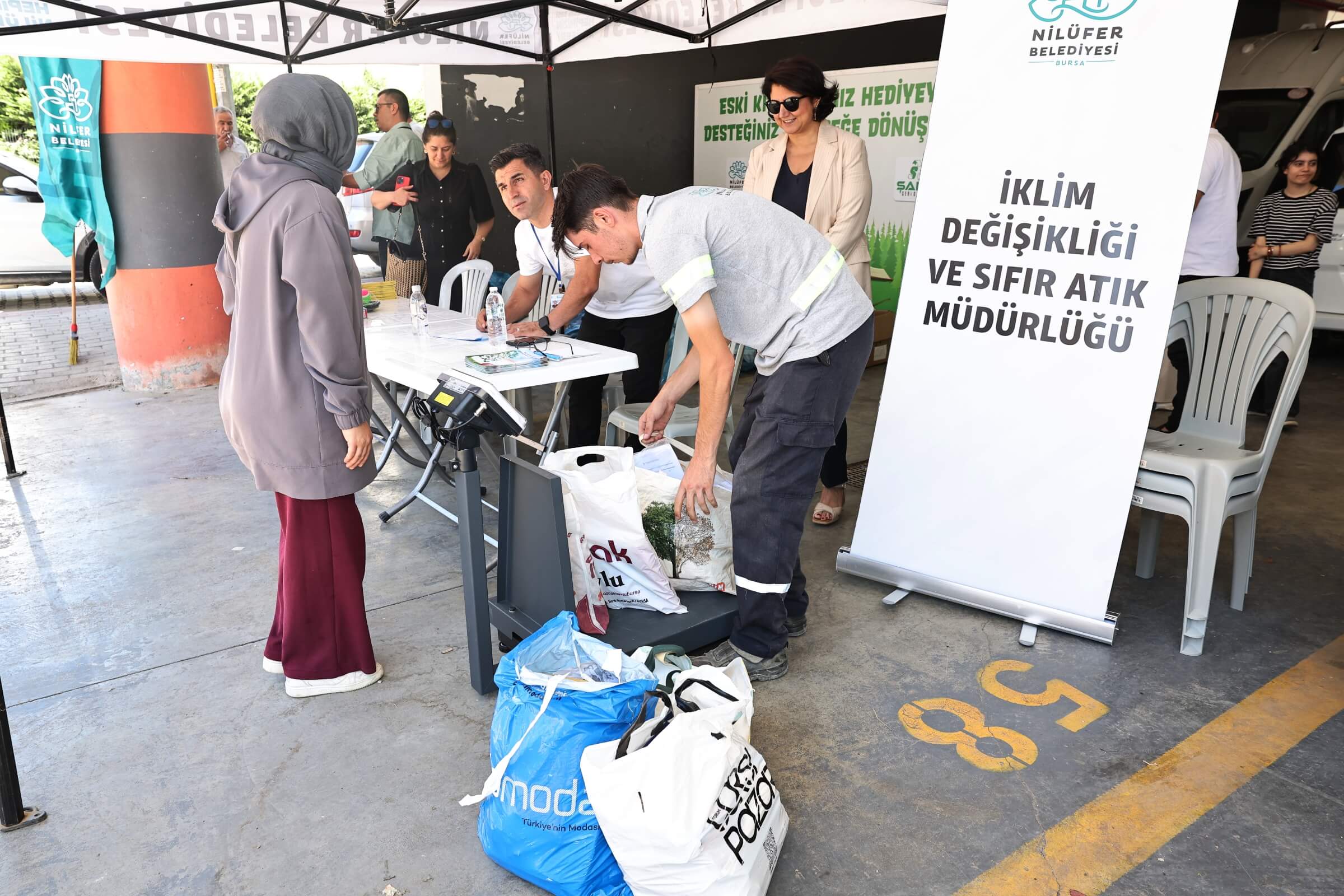 Nilüfer’de tonlarca eski kitap geleceğe umut oldu