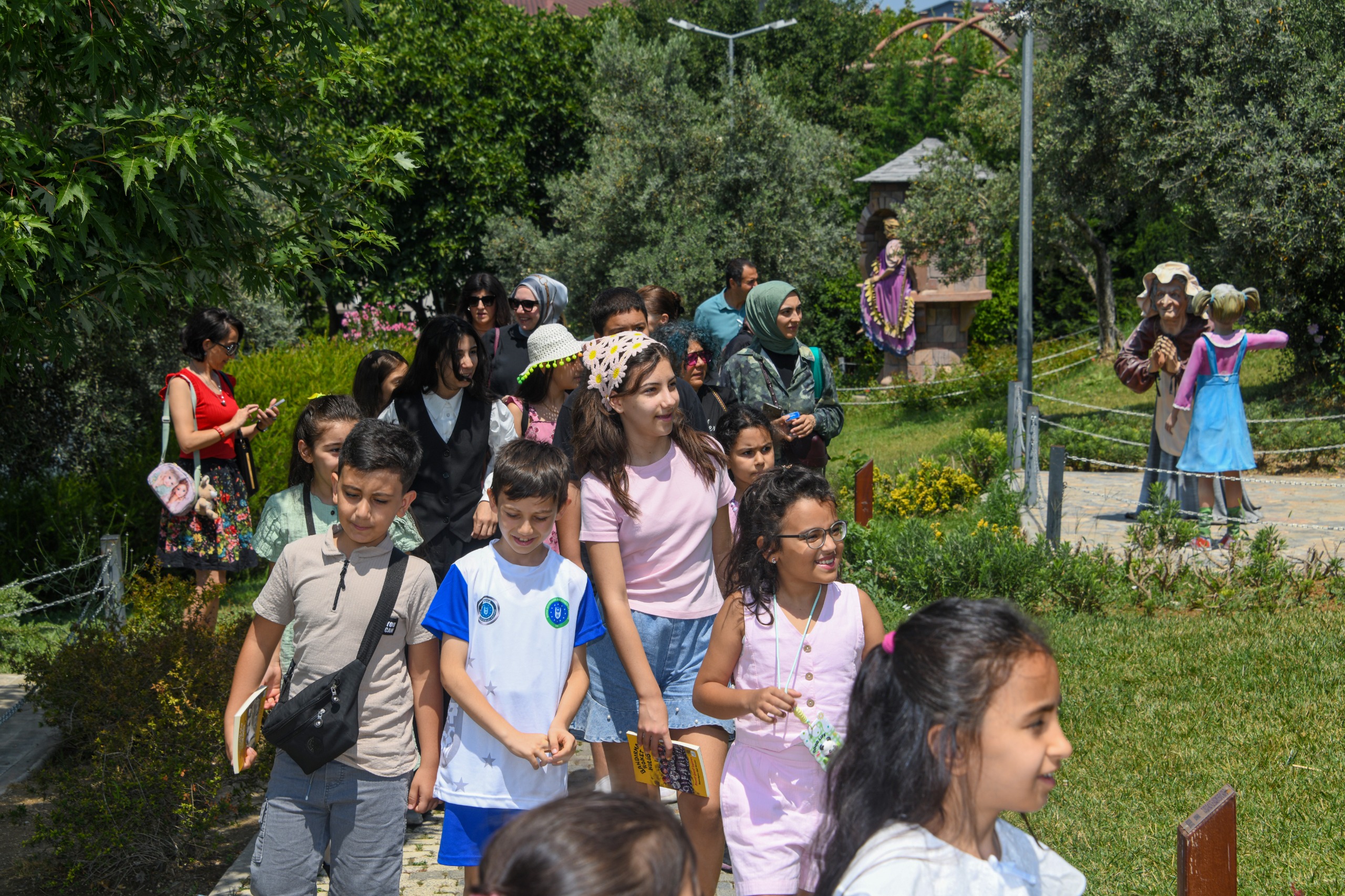 Osmangazi’de Çocuklar Kitapların İzinde Buluştu