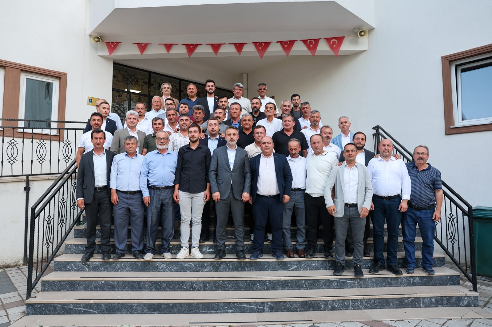 Başkan Vekili Biba: "Harmancık'ı göç alan ilçe yapma arzusundayız"