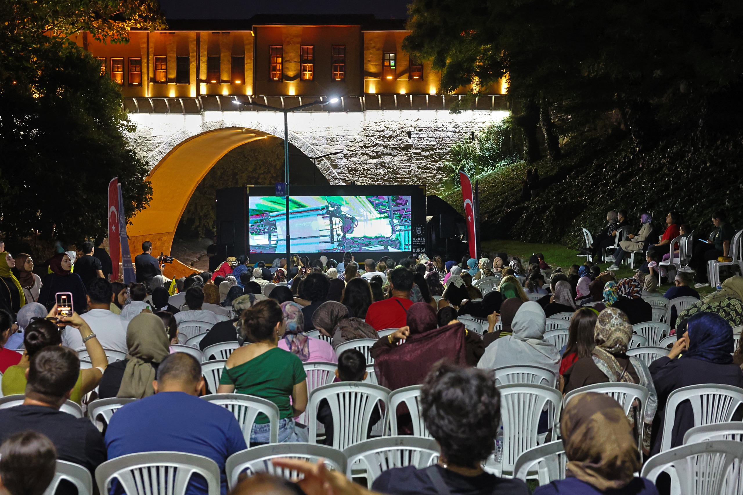 Irgandı Köprüsü'nde Sinema Keyfi