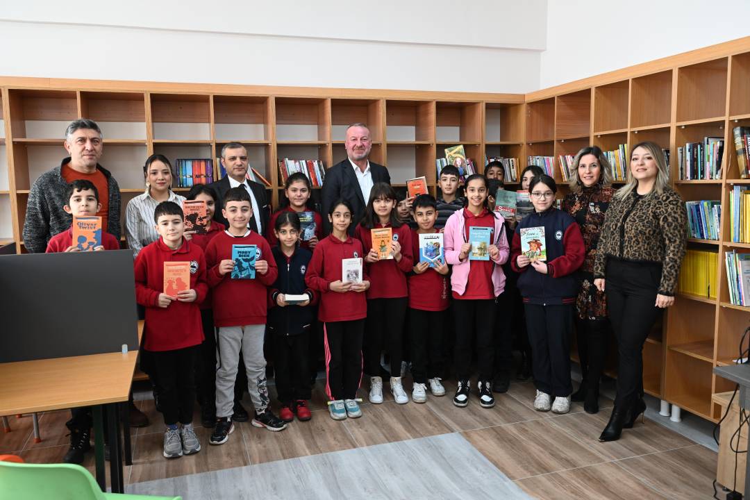 Karacabey Belediyesi'nden eğitime öncü destek!