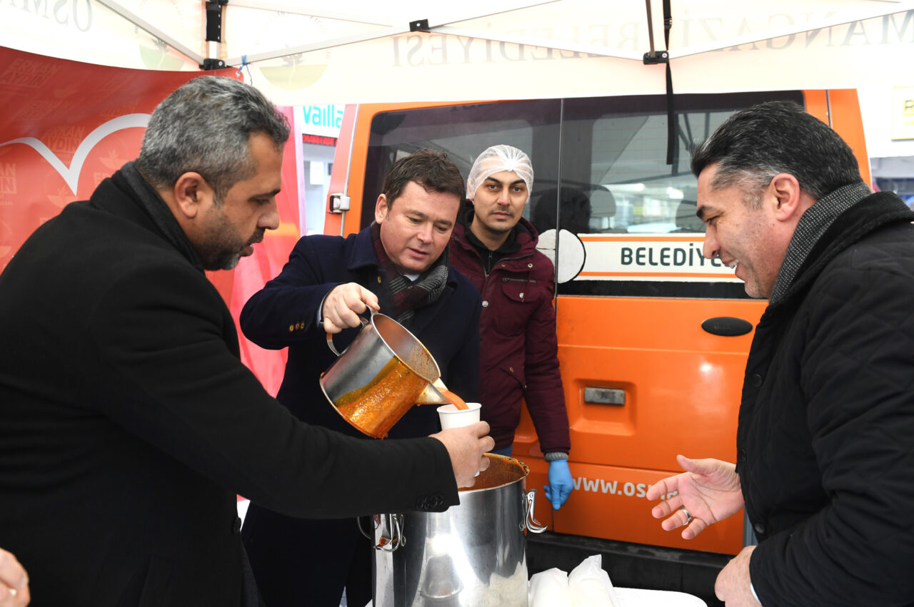 Bursa’da Başkan Aydın’ın mahalle ziyaretleri devam ediyor