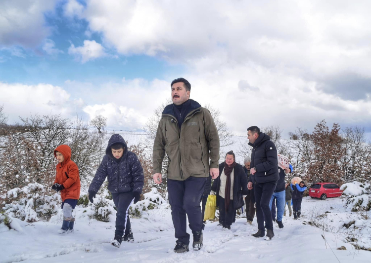 Başkan Ercan Özel Soğuk Havalarda Yaban Hayatı Unutmadı