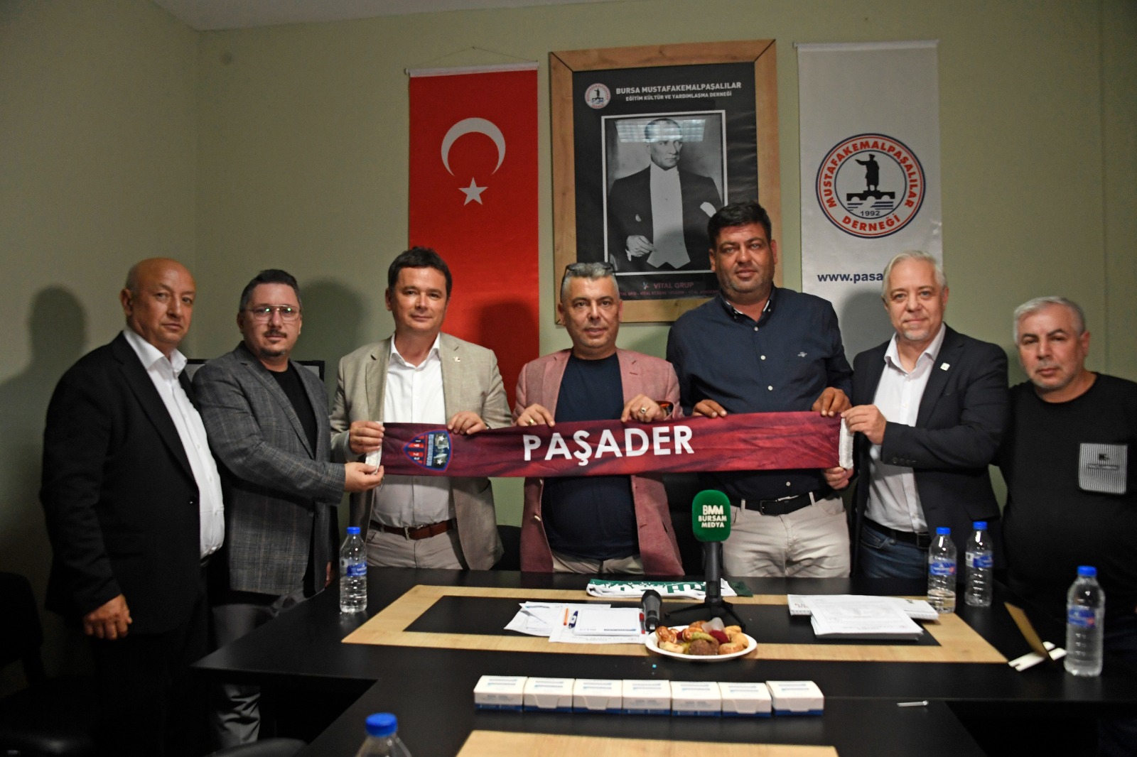 Başkan Erkan Aydın’dan Mustafakemalpaşalılar Derneğine ziyaret