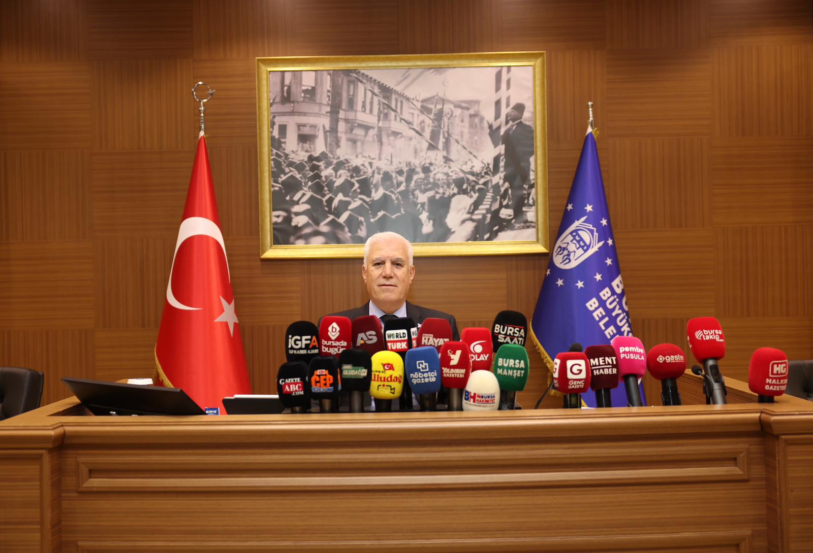 Başkan Bozbey: Tüm Bursalılara hayırlı Ramazanlar diliyorum