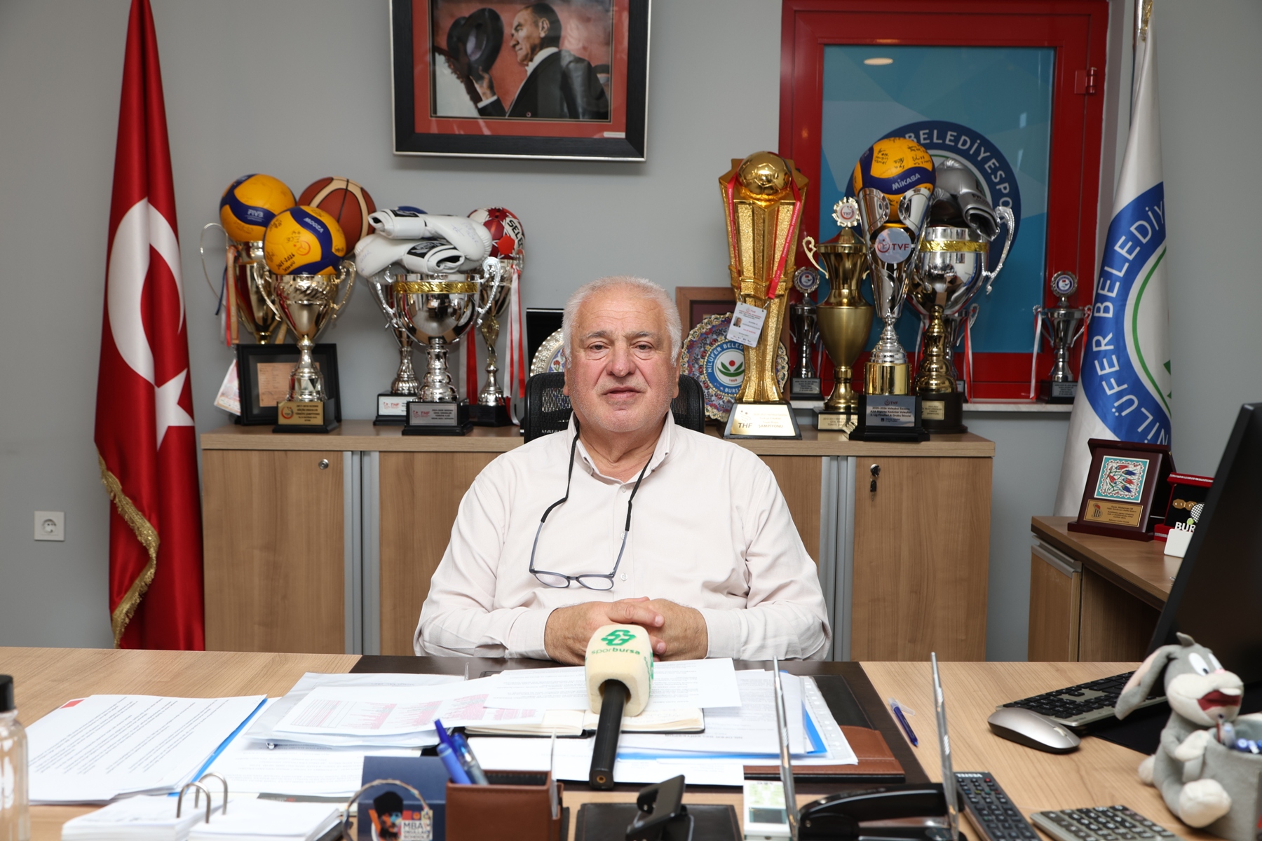 Başkan Or: “Bizim derdimiz hentbol oynamak”